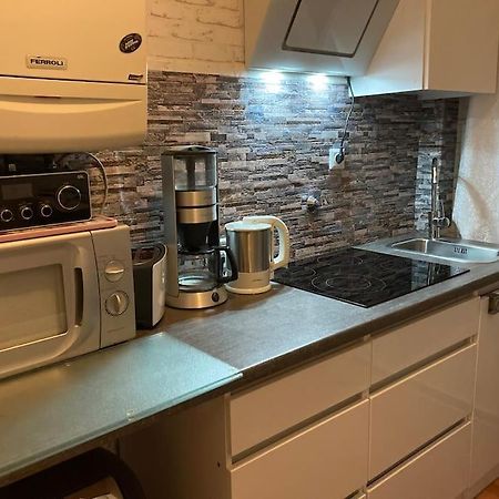 Toll Apartment Am Rhein Netflix Internet 1000 Mbits, Free Parking Duisburg Bagian luar foto