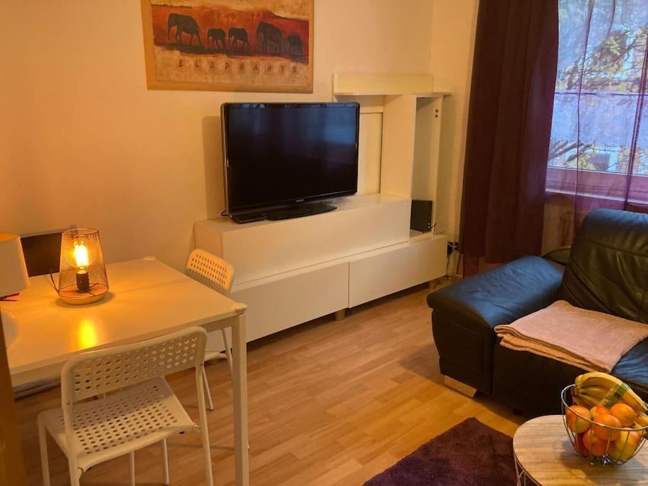 Toll Apartment Am Rhein Netflix Internet 1000 Mbits, Free Parking Duisburg Bagian luar foto
