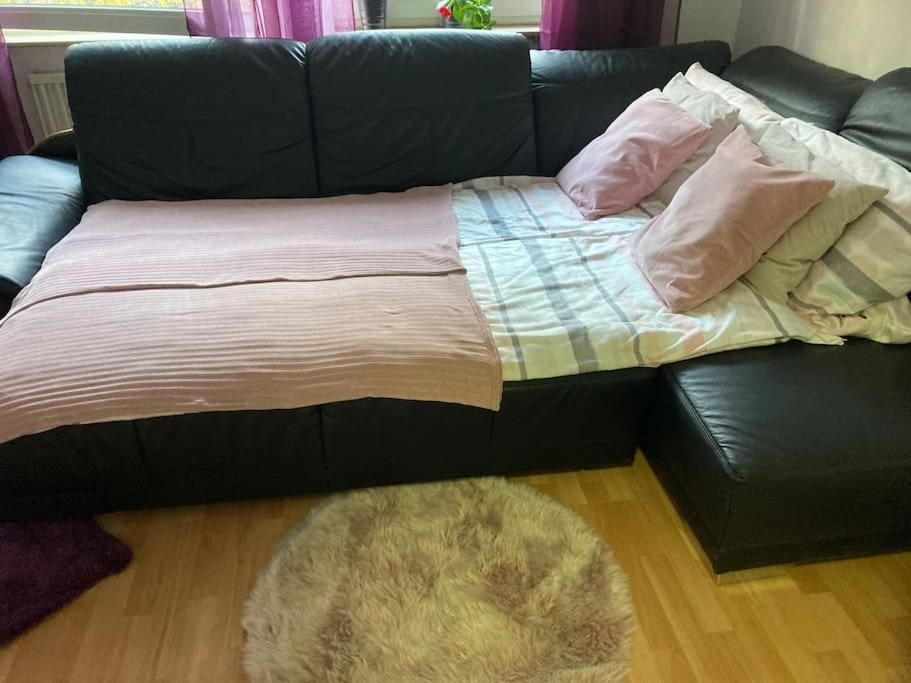 Toll Apartment Am Rhein Netflix Internet 1000 Mbits, Free Parking Duisburg Bagian luar foto