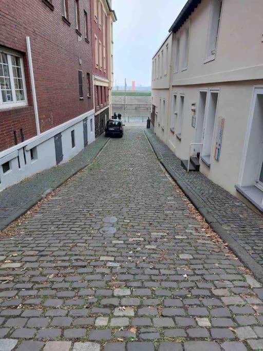 Toll Apartment Am Rhein Netflix Internet 1000 Mbits, Free Parking Duisburg Bagian luar foto